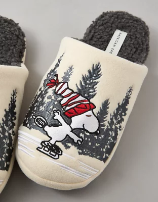 AE Holiday Snoopy Fleece Slipper-