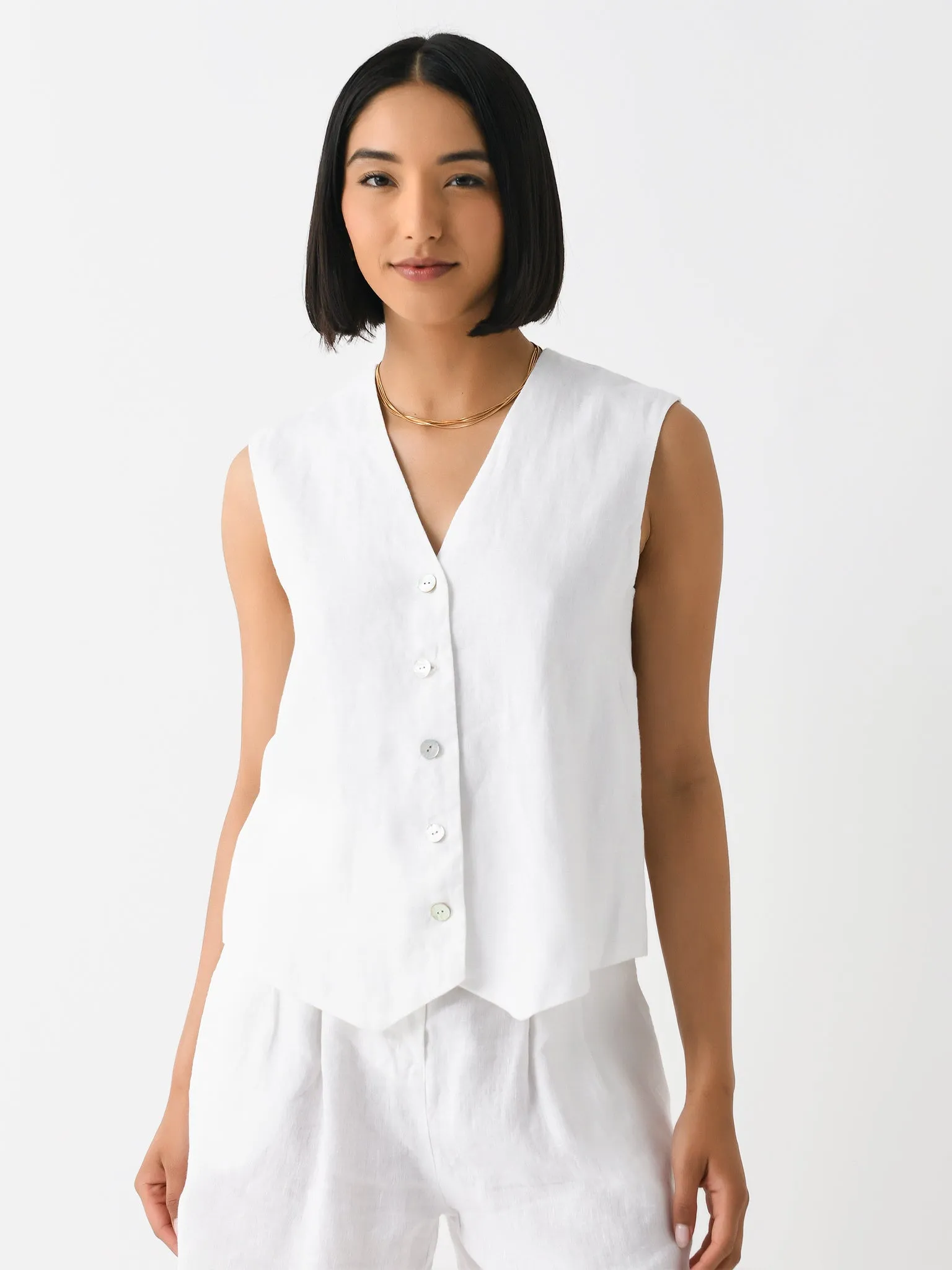     DONNI.  Women's The Linen Vest    