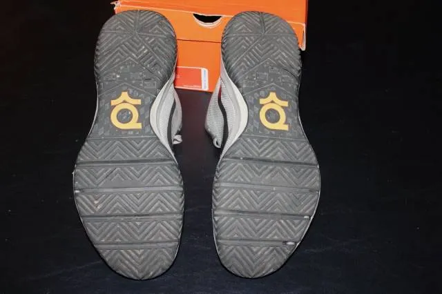 Nike KD Trey 5 III Grey KEVIN DURANT749377-002 SZ 12 Bas...