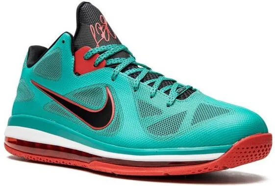 Nike LeBron 9 Low 