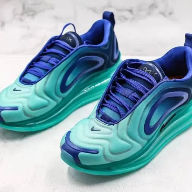 NIKE MAX720 React AO2924-400