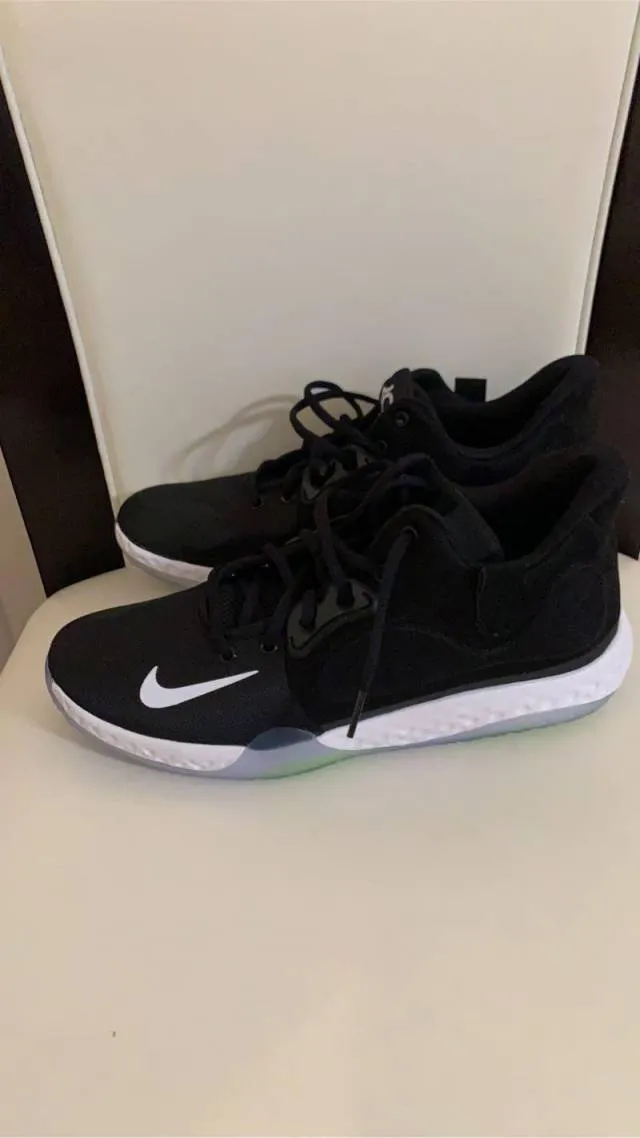 Nike Men’s KD Trey 5 VII