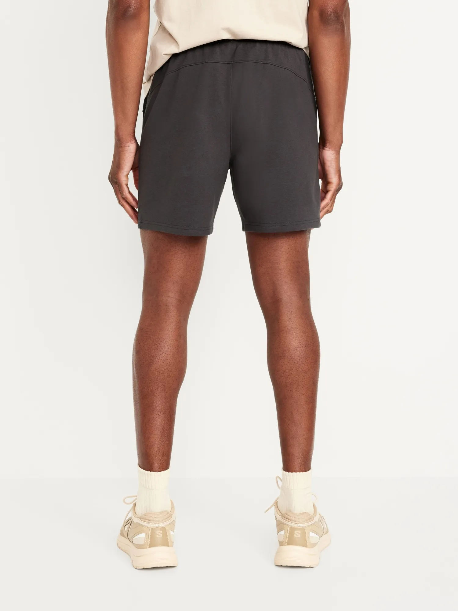 Old Navy Dynamic Fleece Shorts -- 6-inch inseam