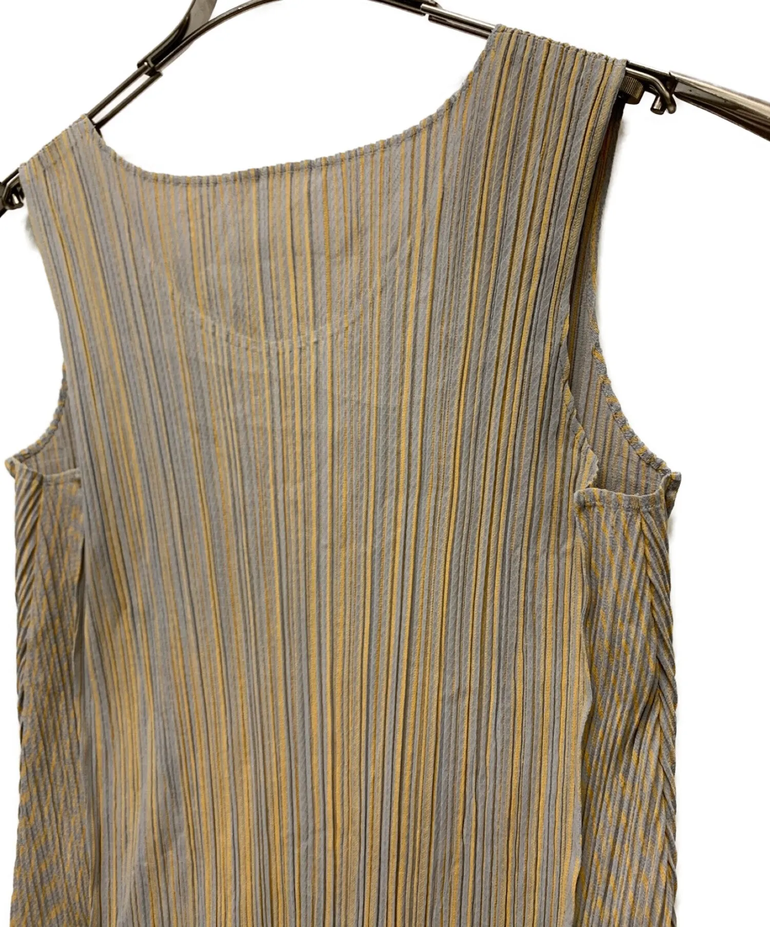 [Pre-owned] PLEATS PLEASE sleeveless tunic PP01-JT536