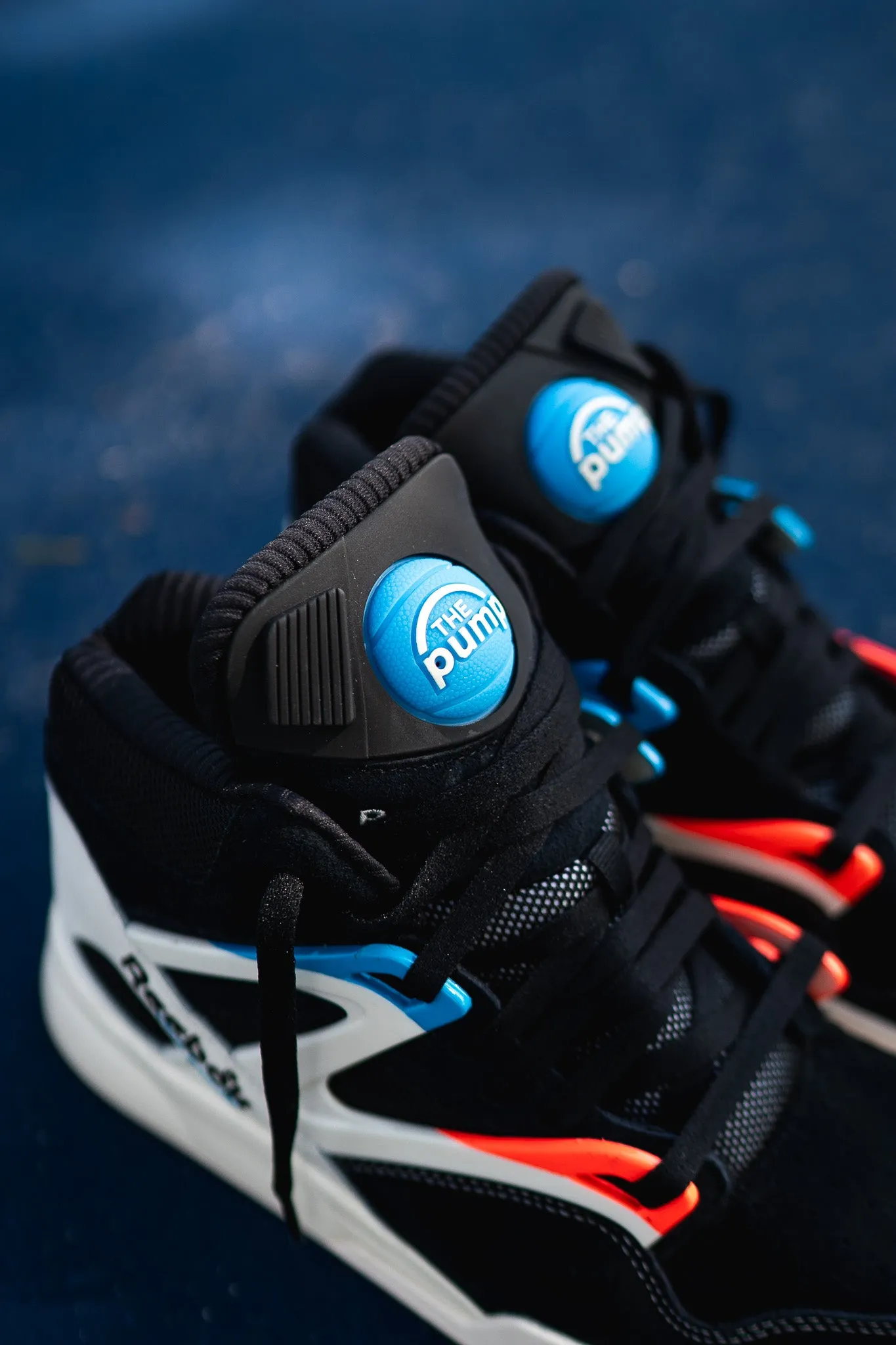 Reebok Pump Omni Zone II (Core Black)