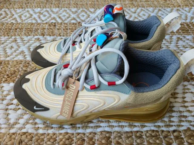 Travis Scott x Nike Air Max 270 React "Cactus Trails" IN HAN