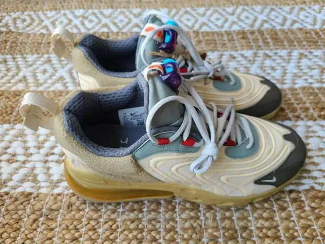 Travis Scott x Nike Air Max 270 React "Cactus Trails" IN HAN