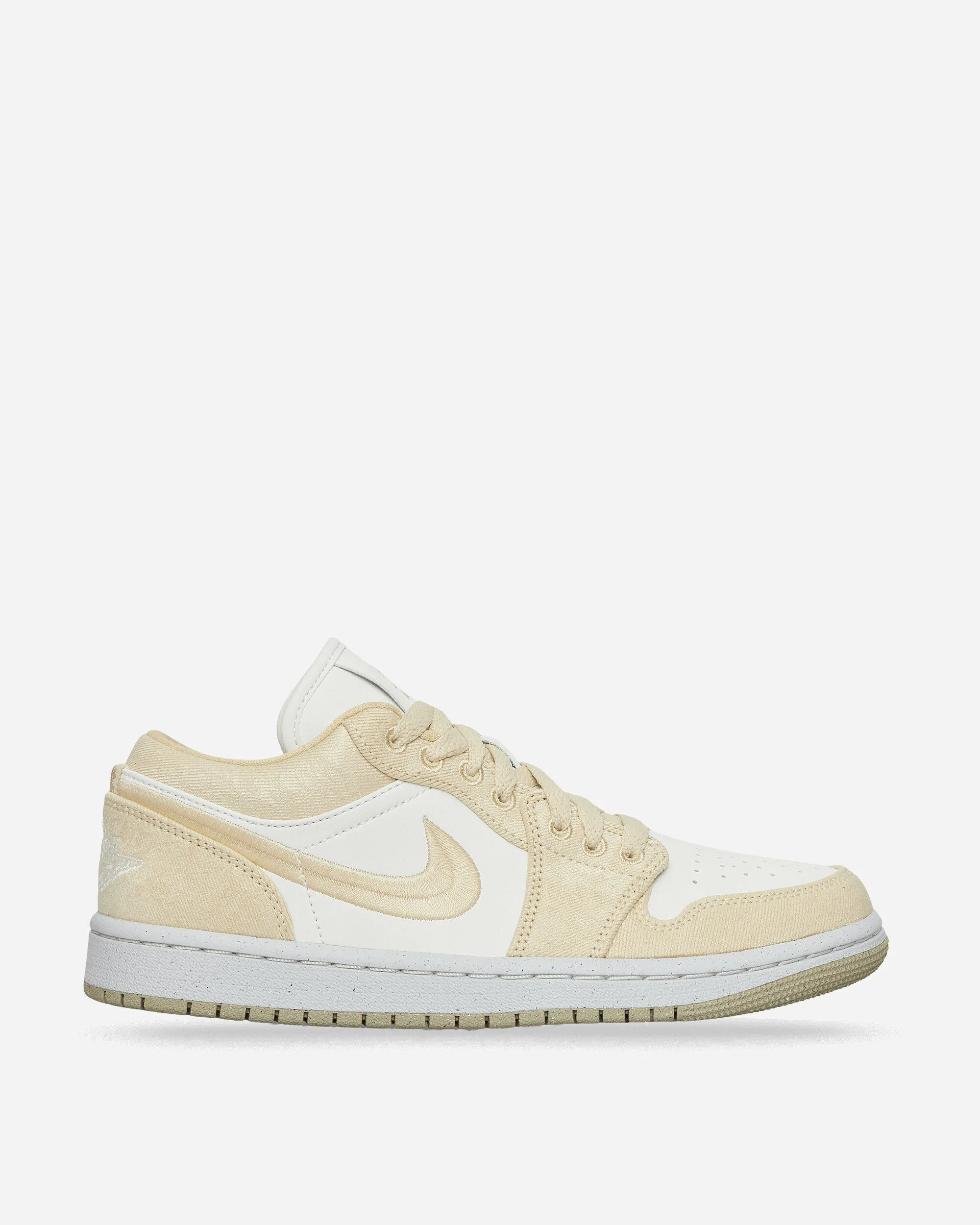 WMNS Air Jordan 1 Low SE Sneakers Team Gold / Sail