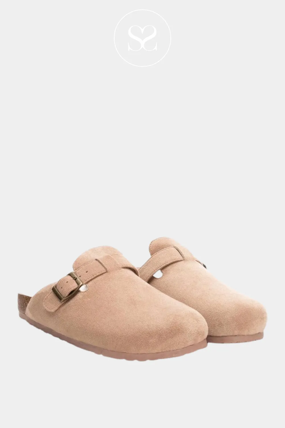 XTI 143240 BEIGE FAUX SUEDE CLOG SHOES